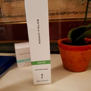 Rodan and Fields - Soothe Sensetive skin Treatments